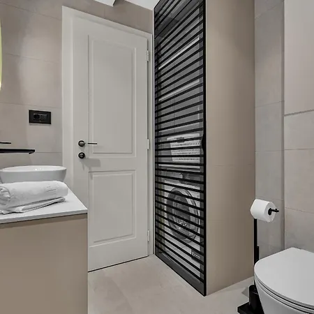Azure Horizon Penthouse Apartamento