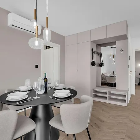 Azure Horizon Penthouse Apartamento *